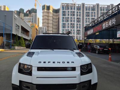 2023 Land Rover Defender