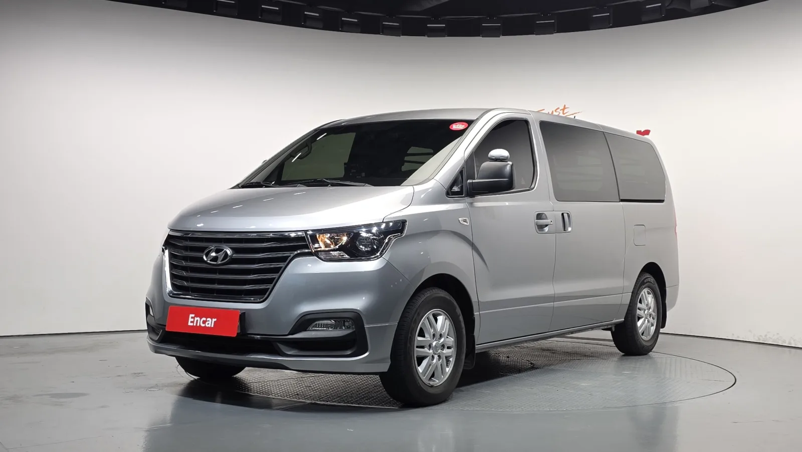 2021 Hyundai Starex