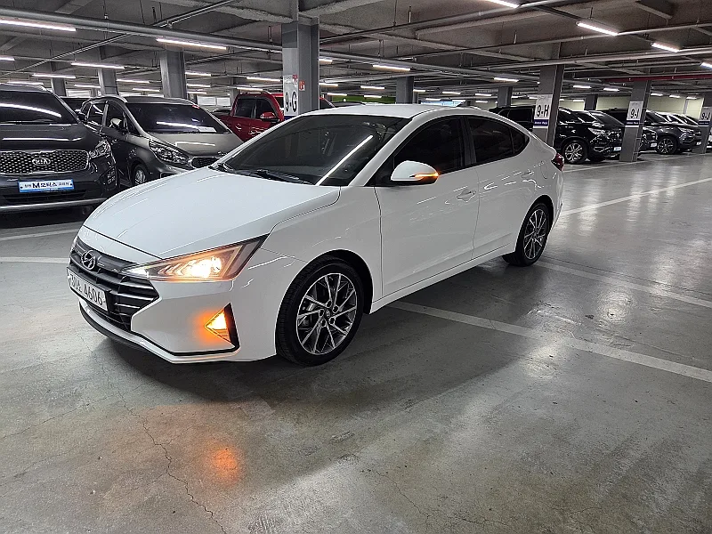 2019 Hyundai Elantra