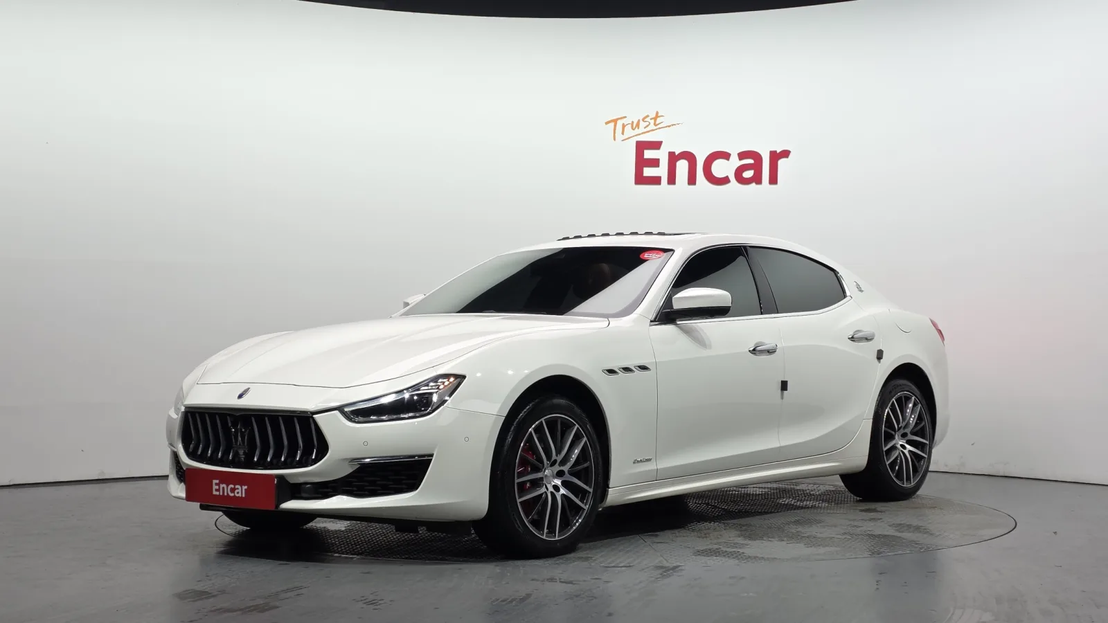 2020 Maserati Ghibli