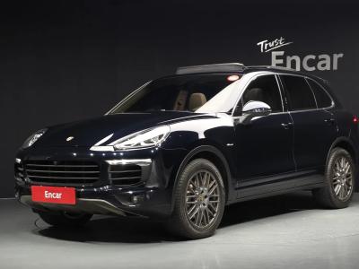 2015 Porsche Cayenne