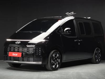 2026 Hyundai Staria