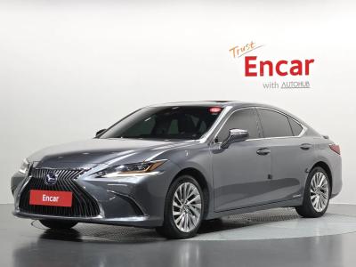 2020 Lexus ES