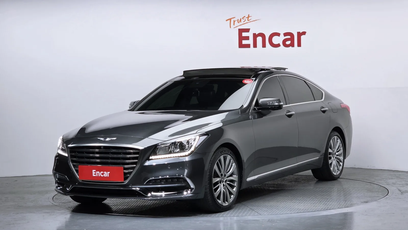 2017 Genesis G80