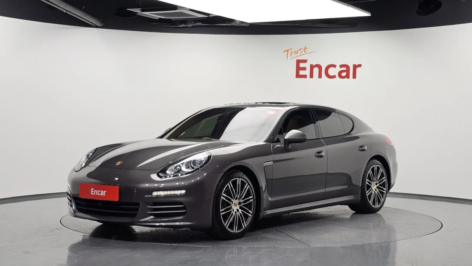 2016 Porsche Panamera