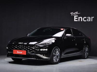 2023 Kia K8