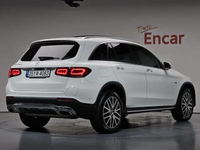 2021 Mercedes-Benz GLC-Class