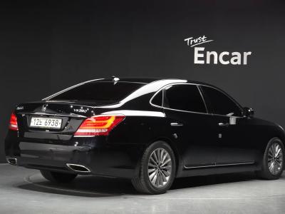 2015 Hyundai Equus
