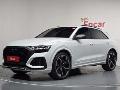 2021 Audi RSQ8