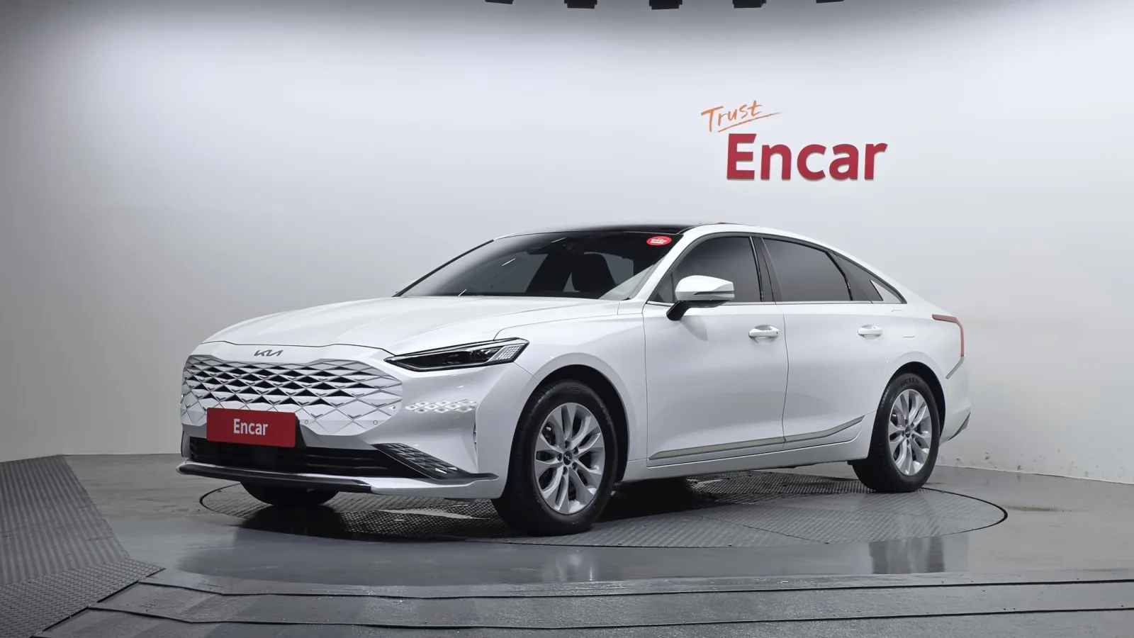 2023 Kia K8
