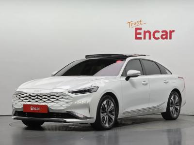 2023 Kia K8