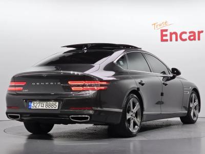 2022 Genesis G80