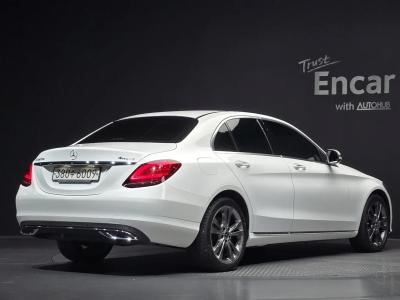 2020 Mercedes-Benz C-Class