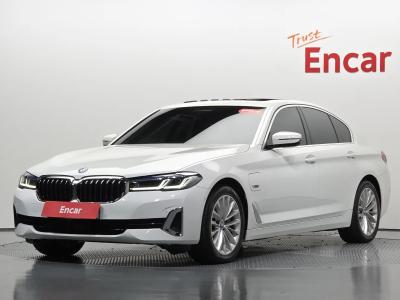 2022 BMW 5-Series