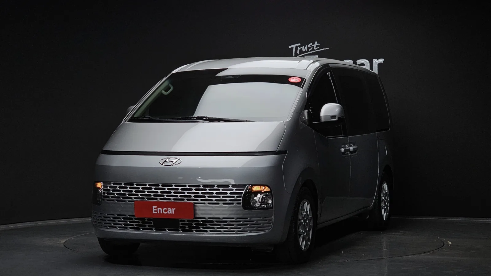 2022 Hyundai Staria