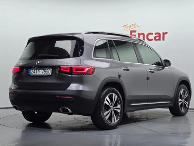 2021 Mercedes-Benz GLB-Class