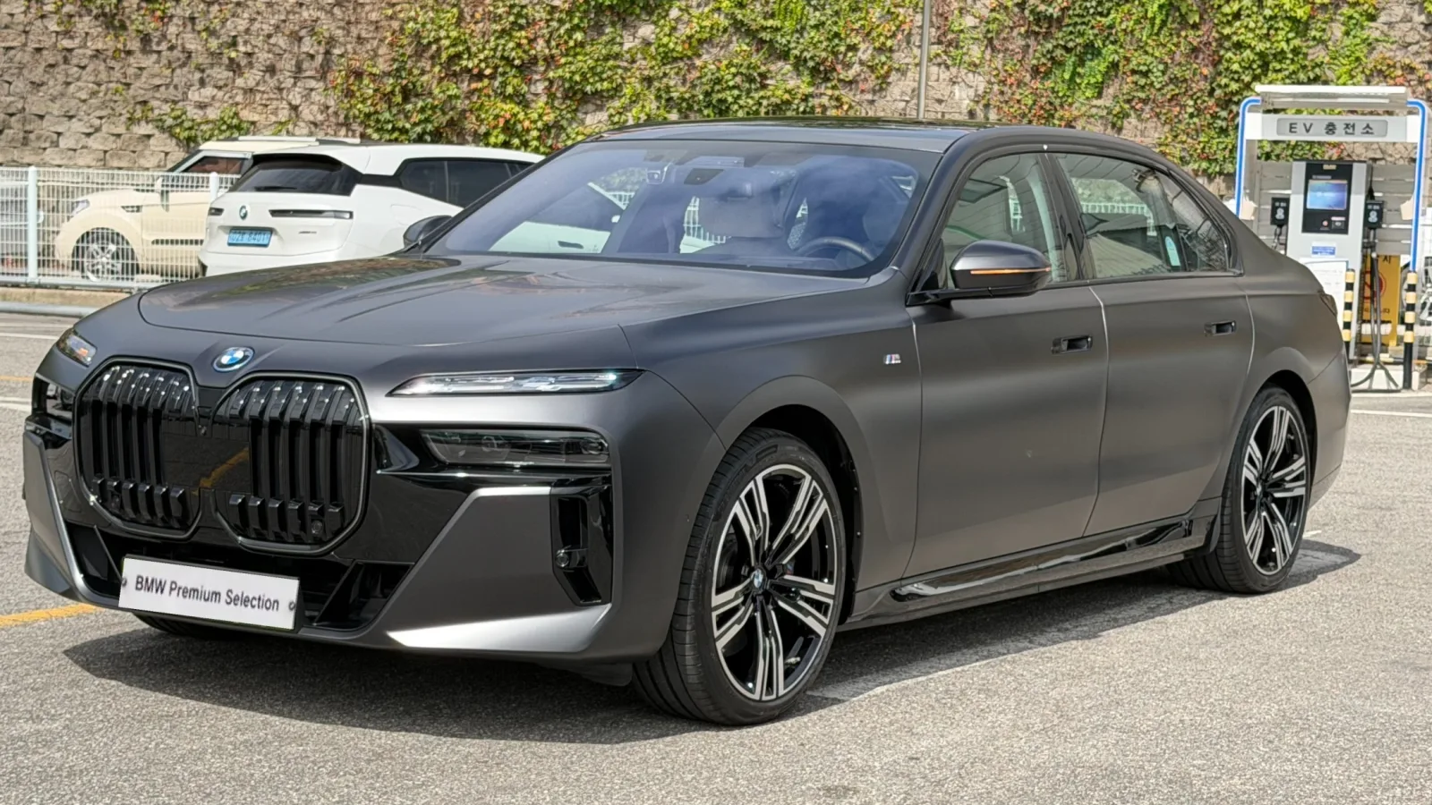 2024 BMW i7