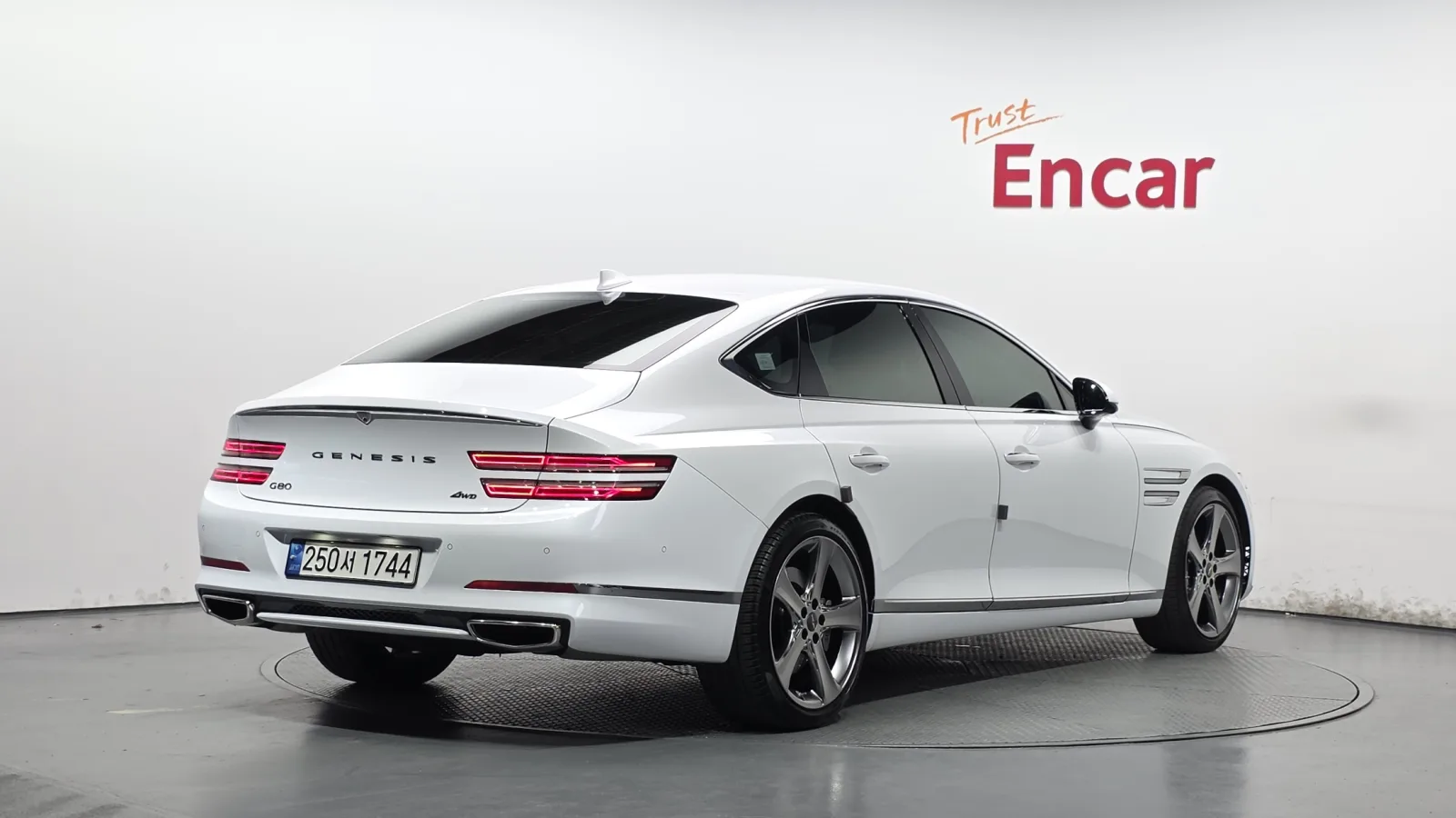 2023 Genesis G80