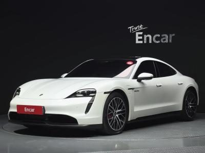2022 Porsche Taycan