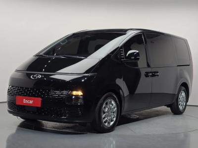 2022 Hyundai Staria