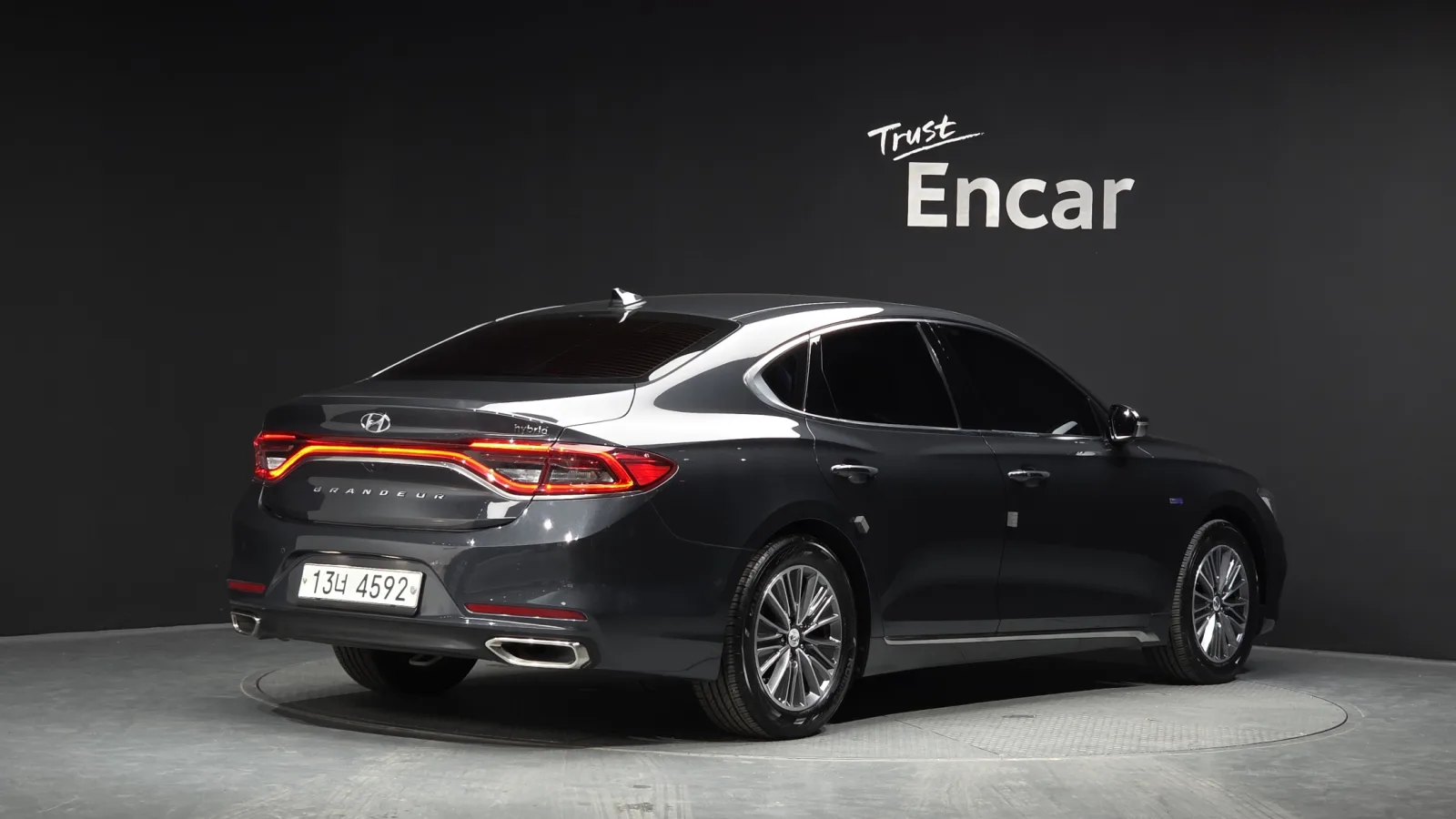 2019 Hyundai Grandeur