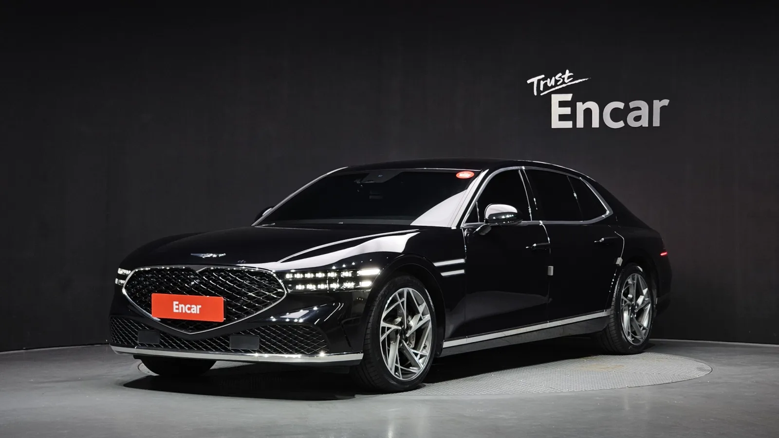 2022 Genesis G90