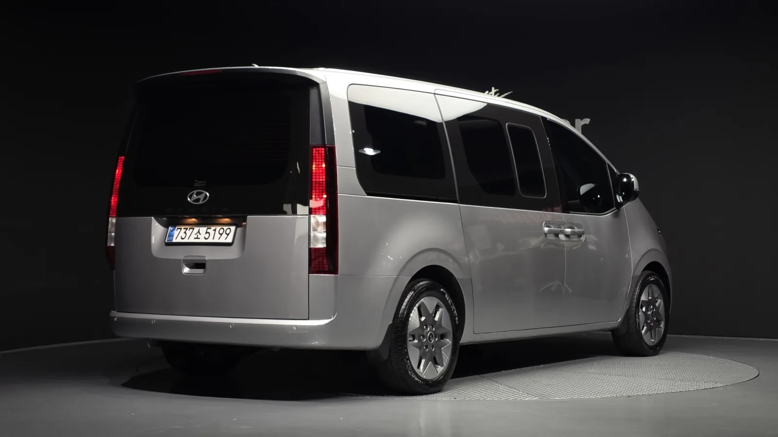 2026 Hyundai Staria