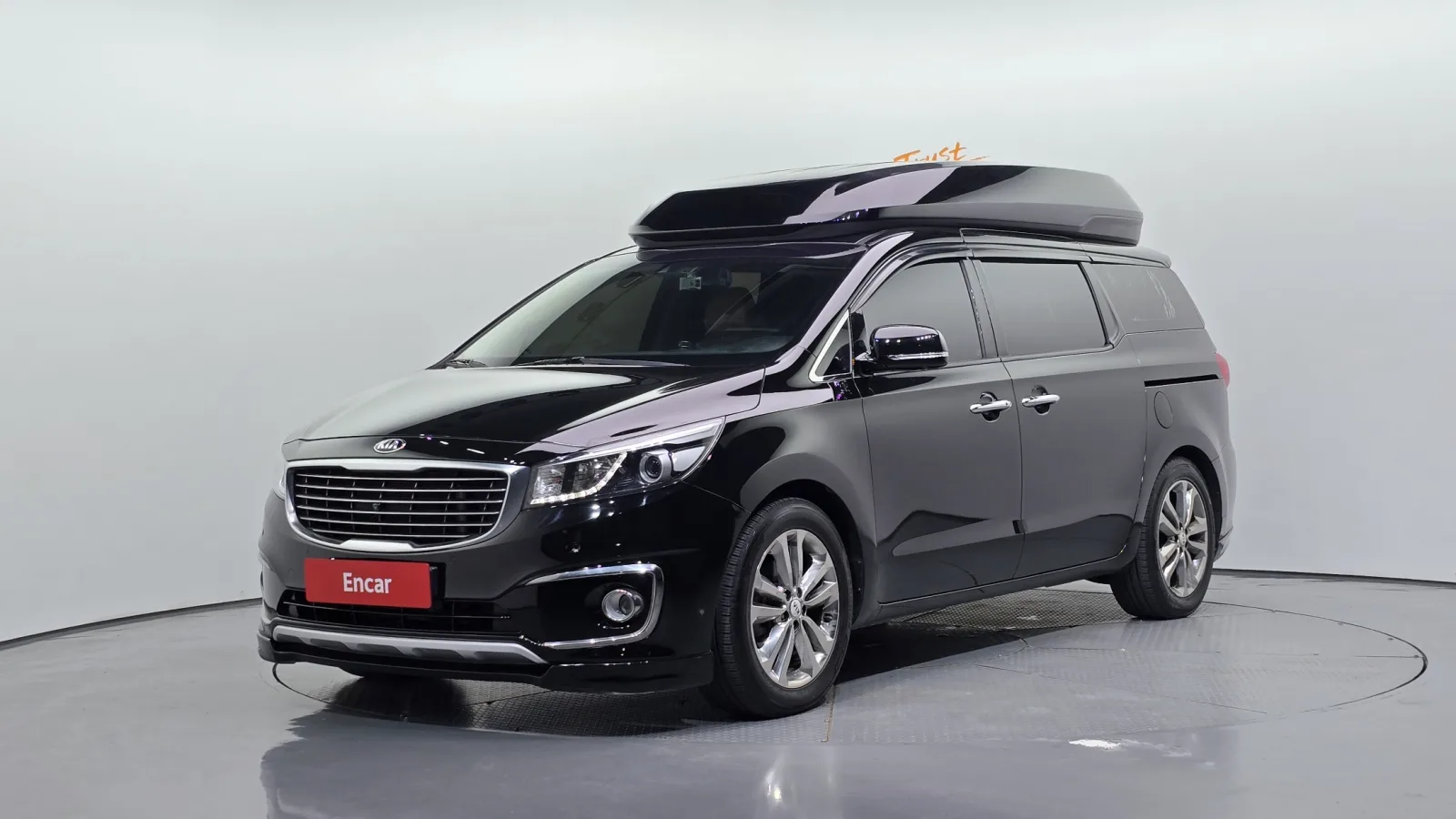 2016 Kia Carnival