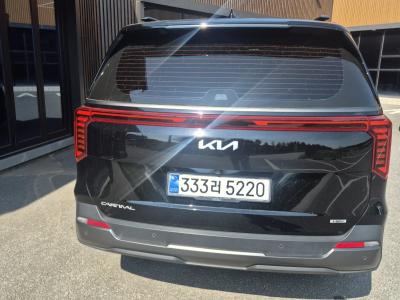 2025 Kia Carnival