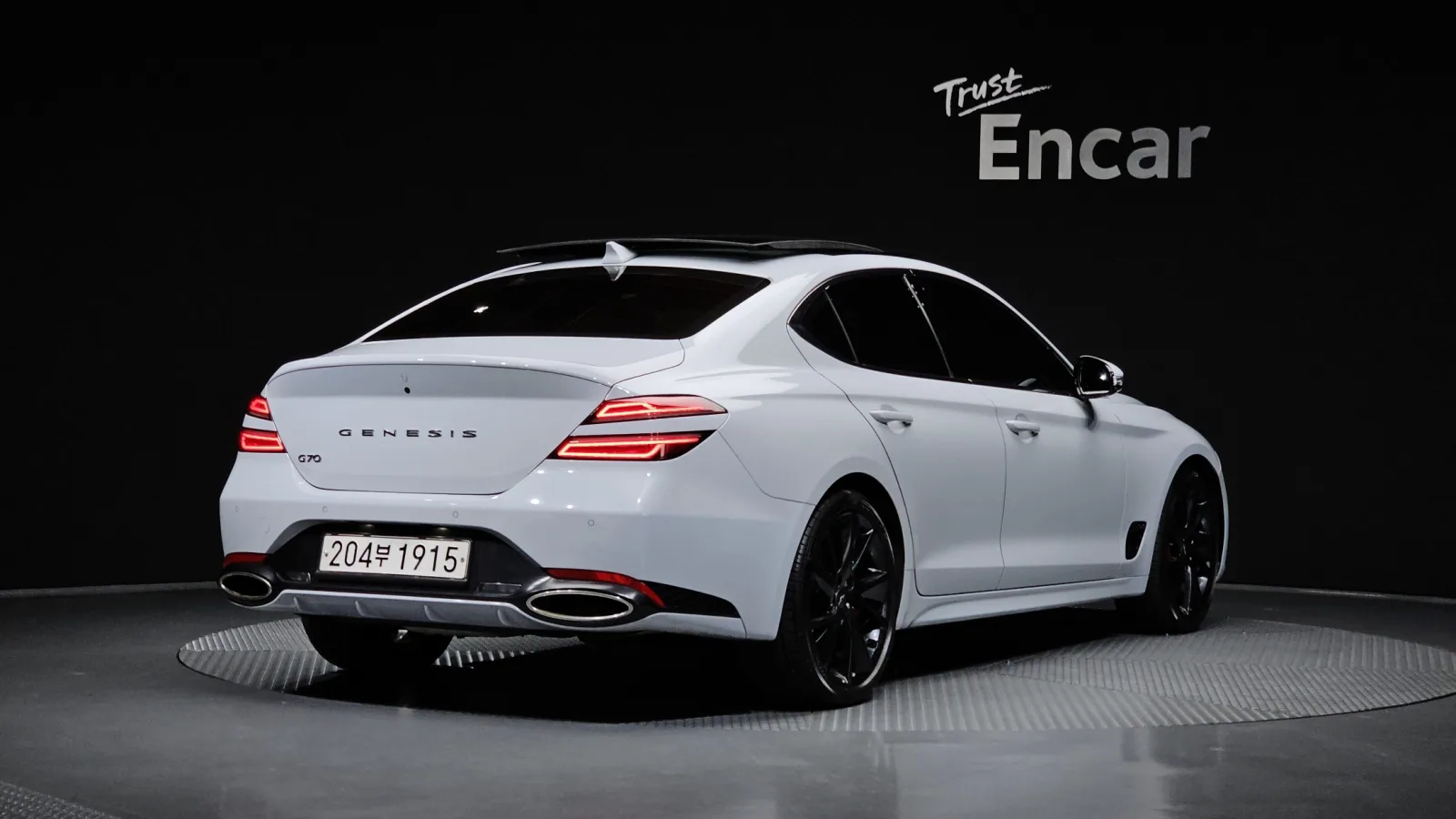 2021 Genesis G70