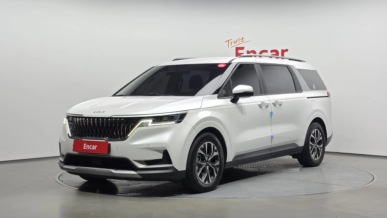 2023 Kia Carnival