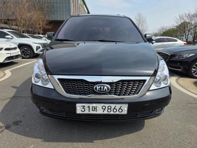 2014 Kia Carnival