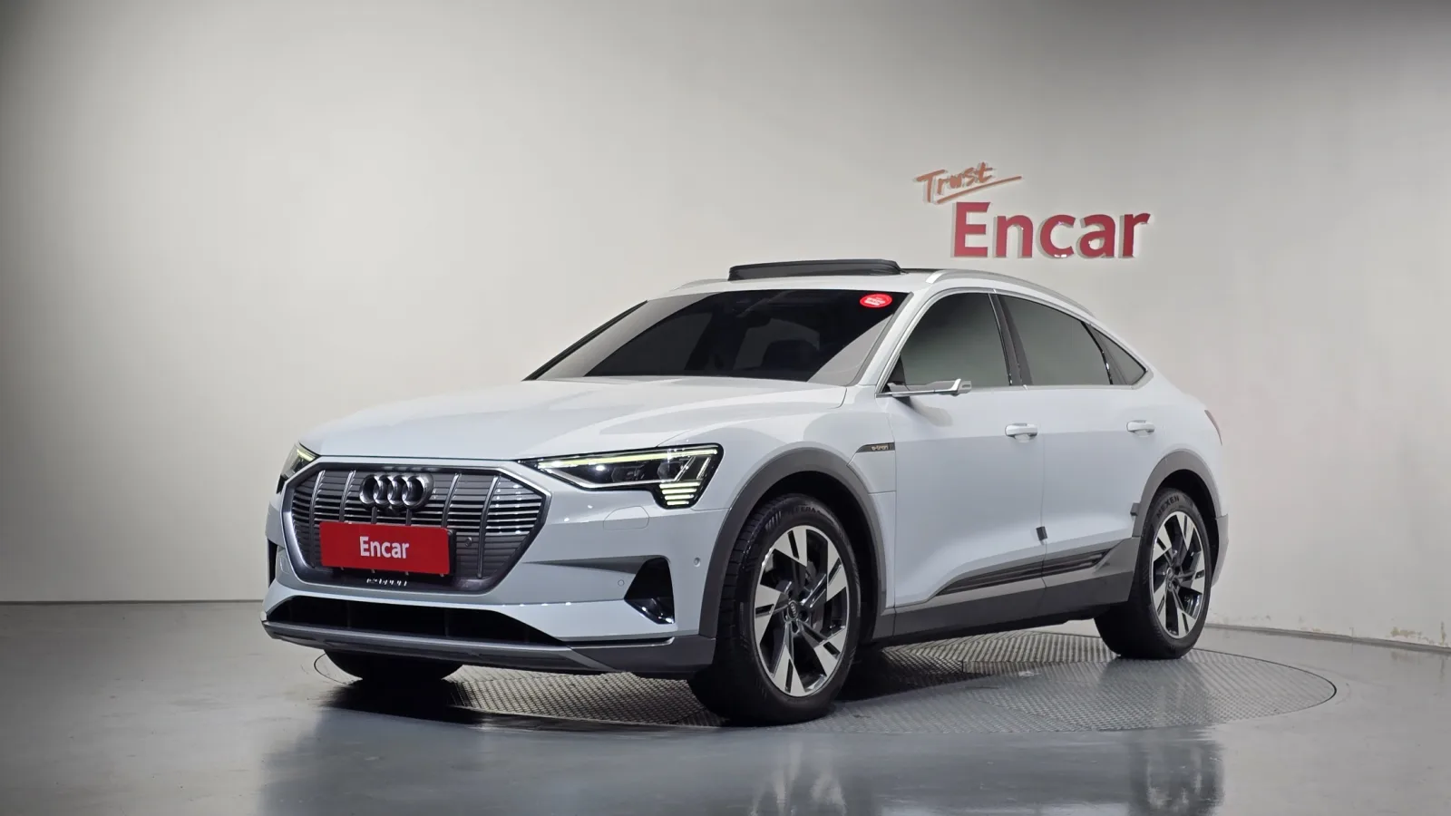 2022 Audi e-tron
