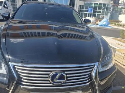 2014 Lexus LS