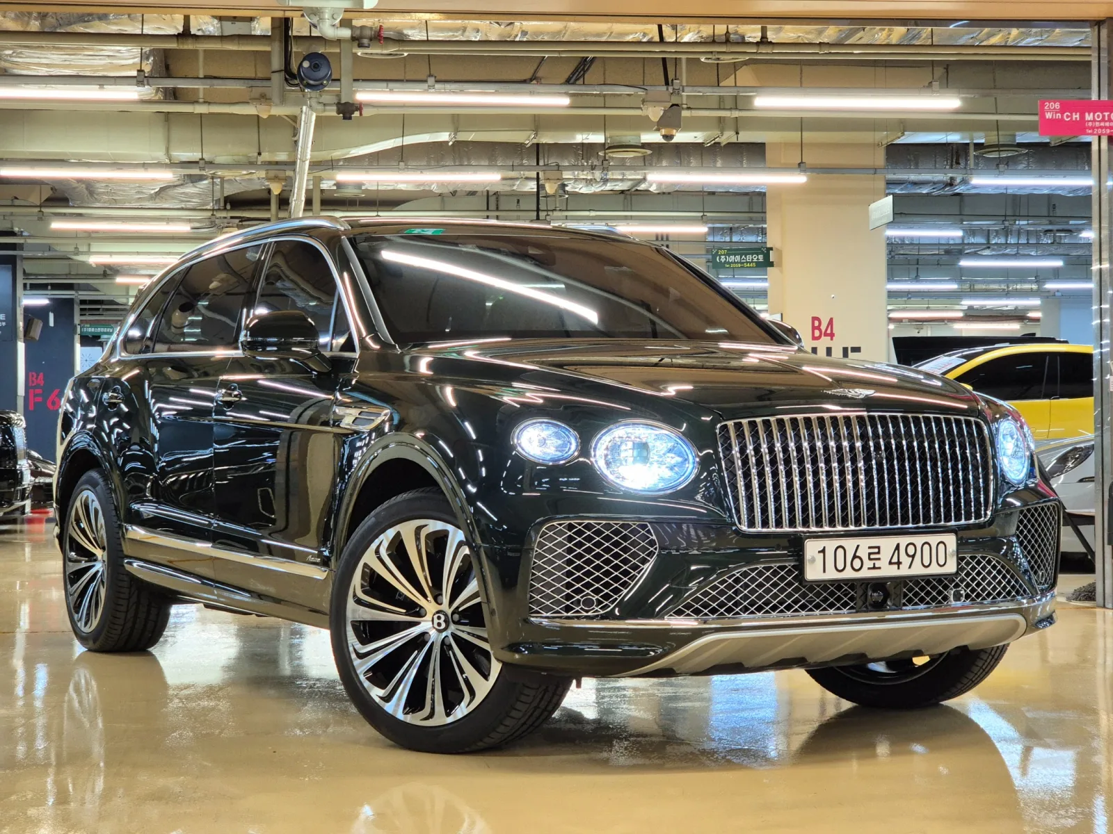 2025 Bentley Bentayga