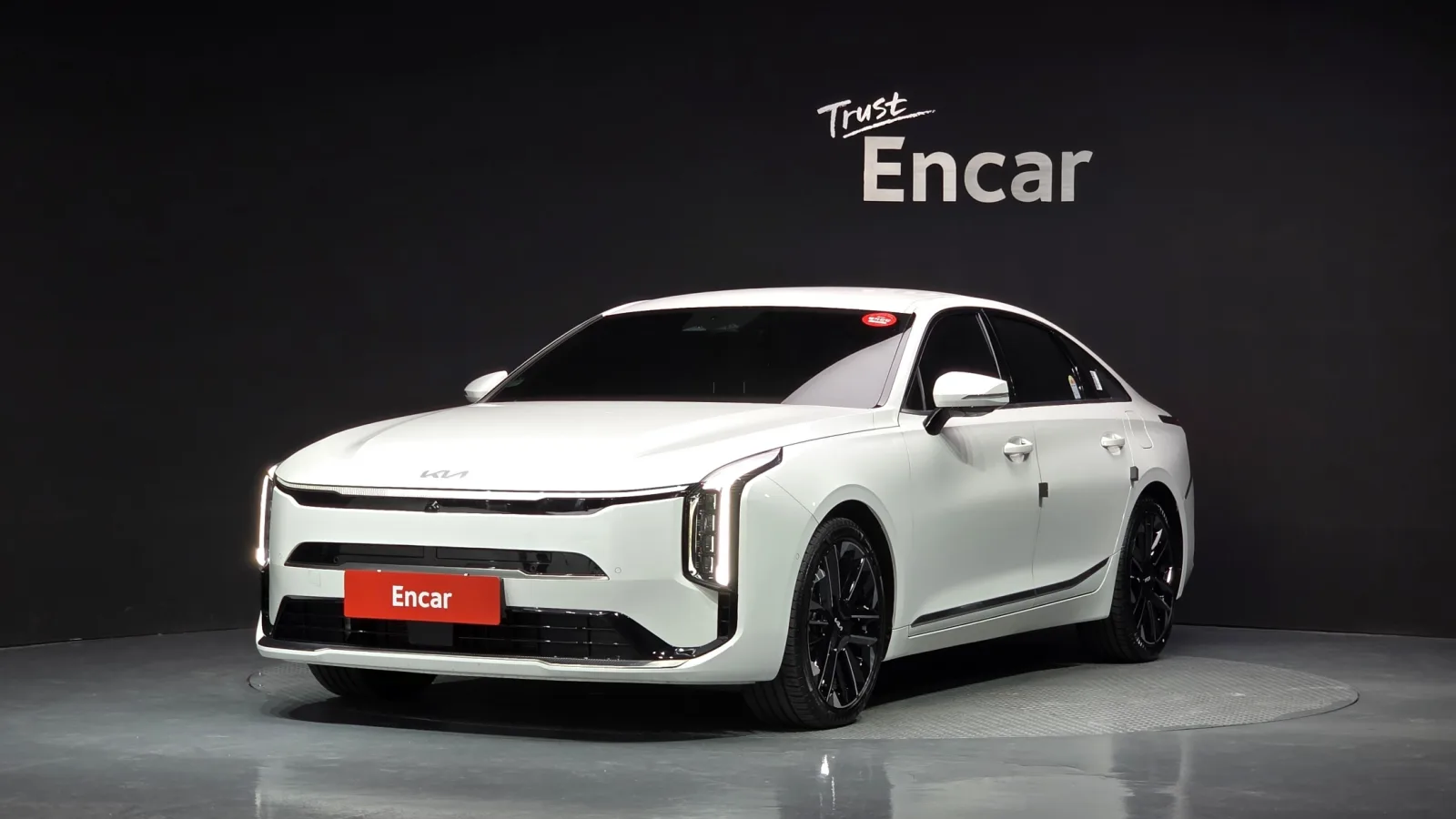 2025 Kia K8