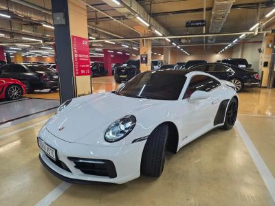 2023 Porsche 911