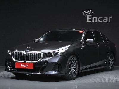 2025 BMW 5-Series