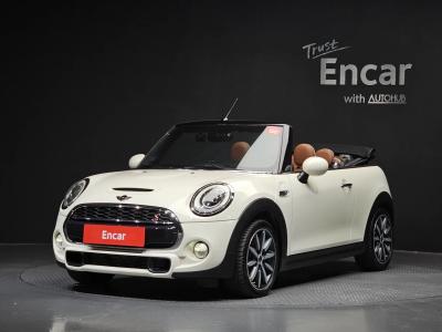 2018 MINI Cooper Convertible