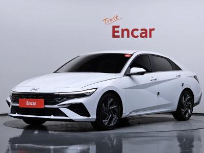 2025 Hyundai Elantra