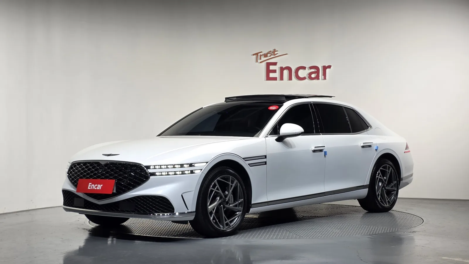 2025 Genesis G90