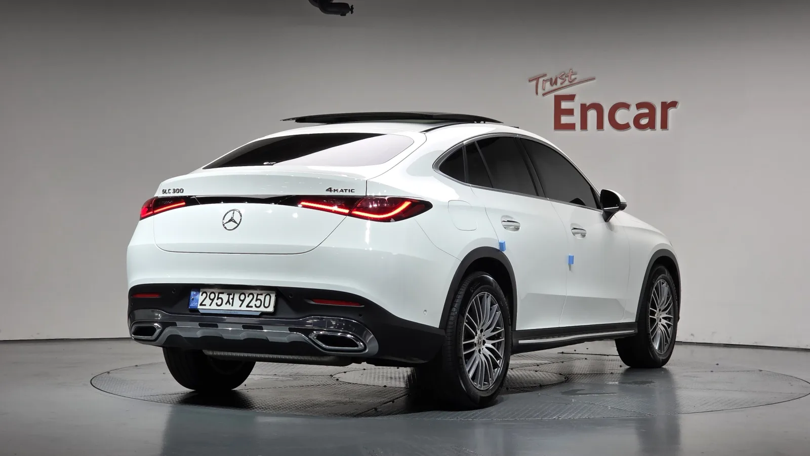 2025 Mercedes-Benz GLC-Class