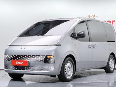 2024 Hyundai Staria