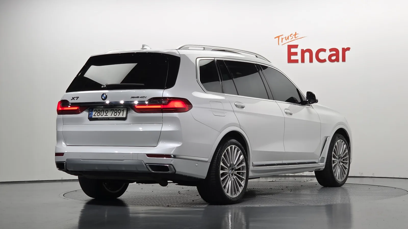 2021 BMW X7