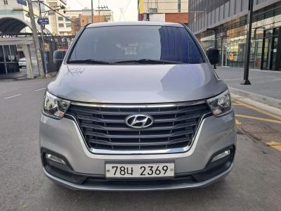 2018 Hyundai Starex