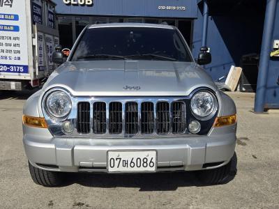 2005 Jeep Cherokee