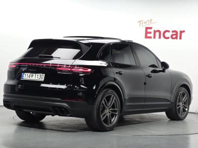 2023 Porsche Cayenne