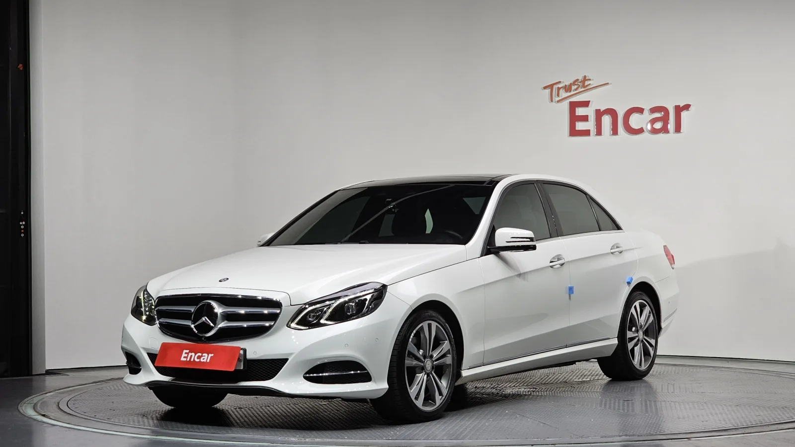 2015 Mercedes-Benz E-Class