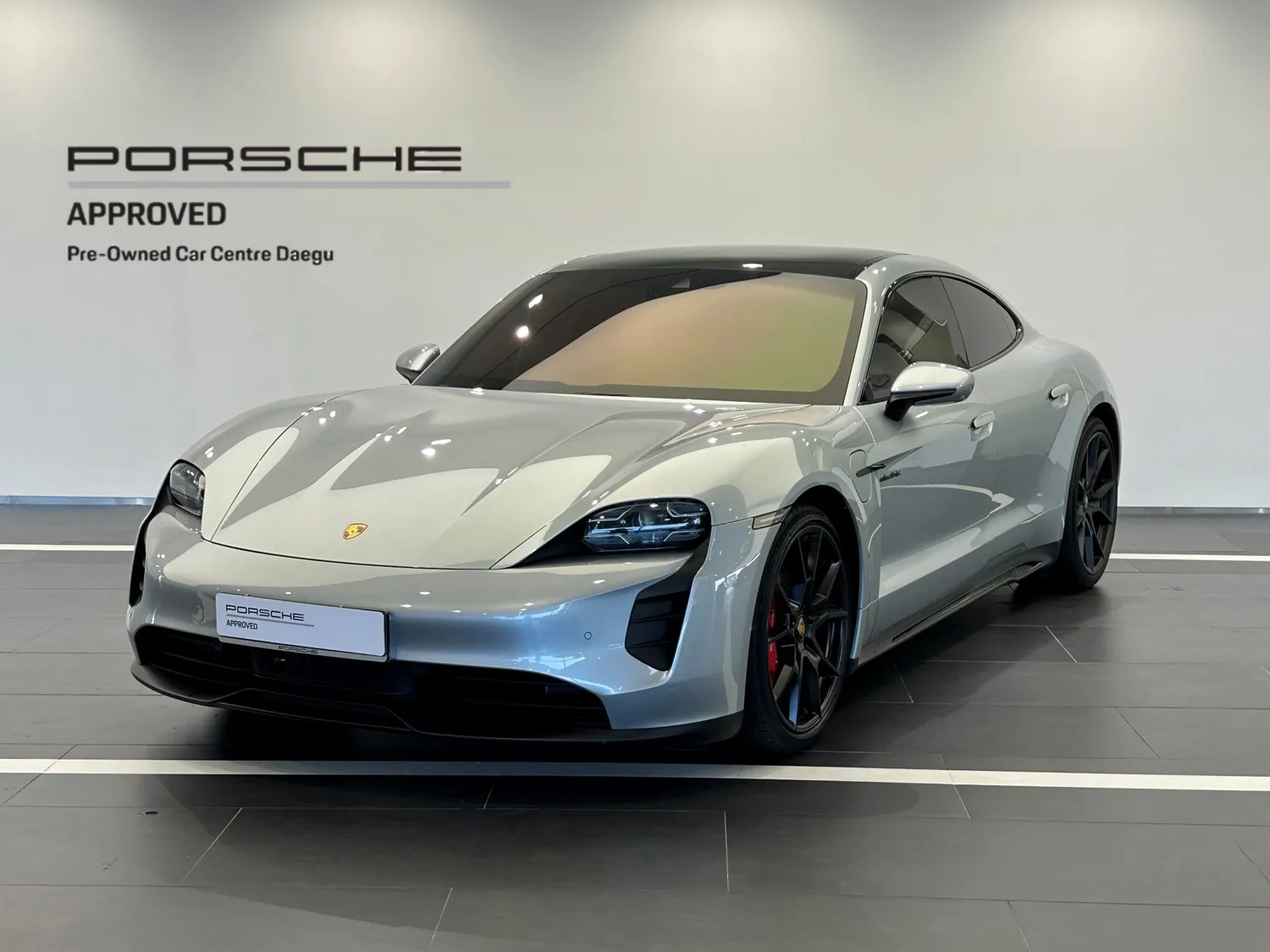 2024 Porsche Taycan