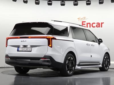 2025 Kia Carnival